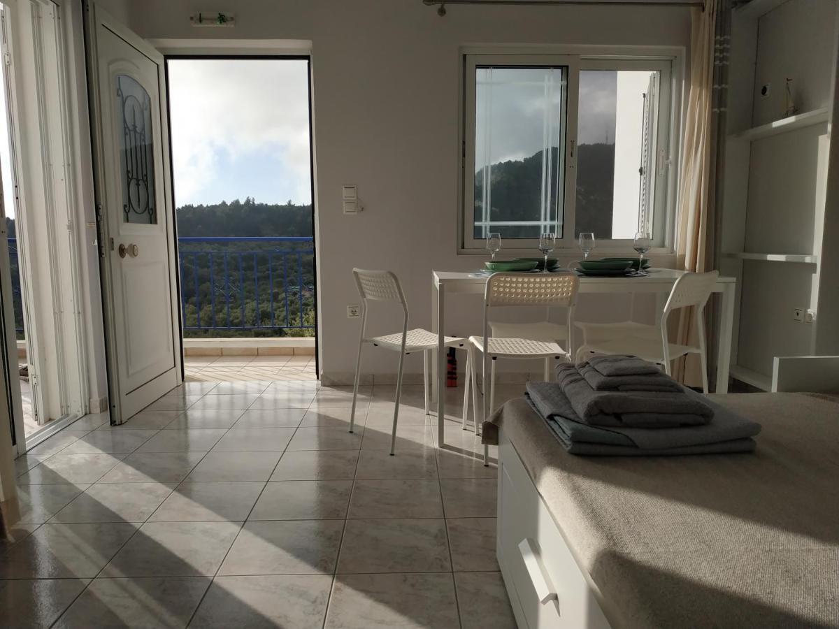 Summer House *